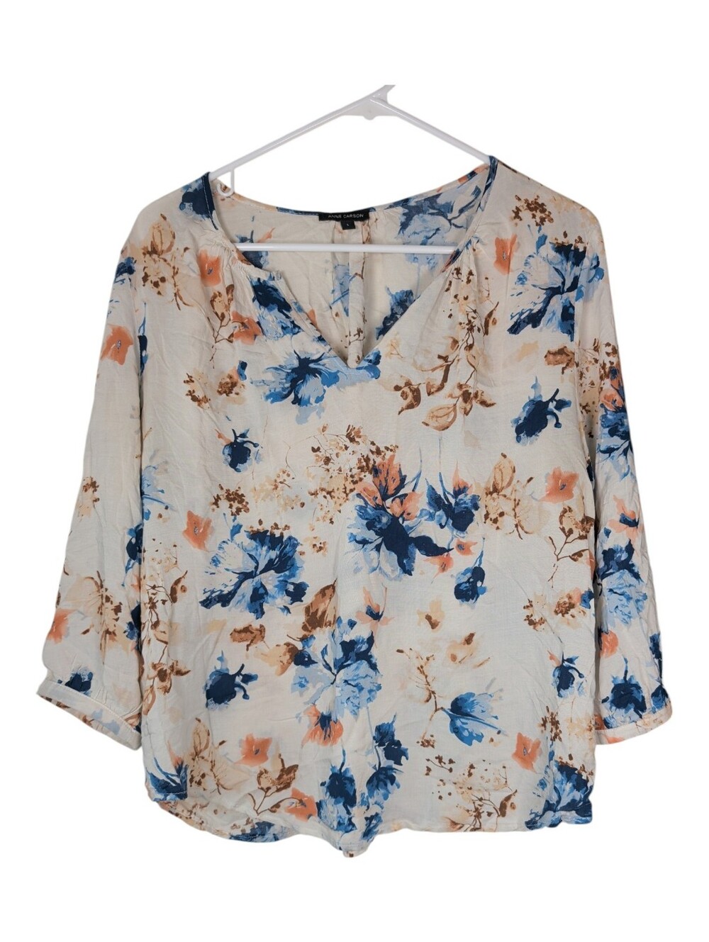 Floral Split-Neck Blouse in Cream and Blue - Picture 2 of 10